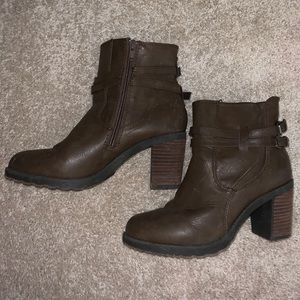 SOLD BROWN BOOTIES